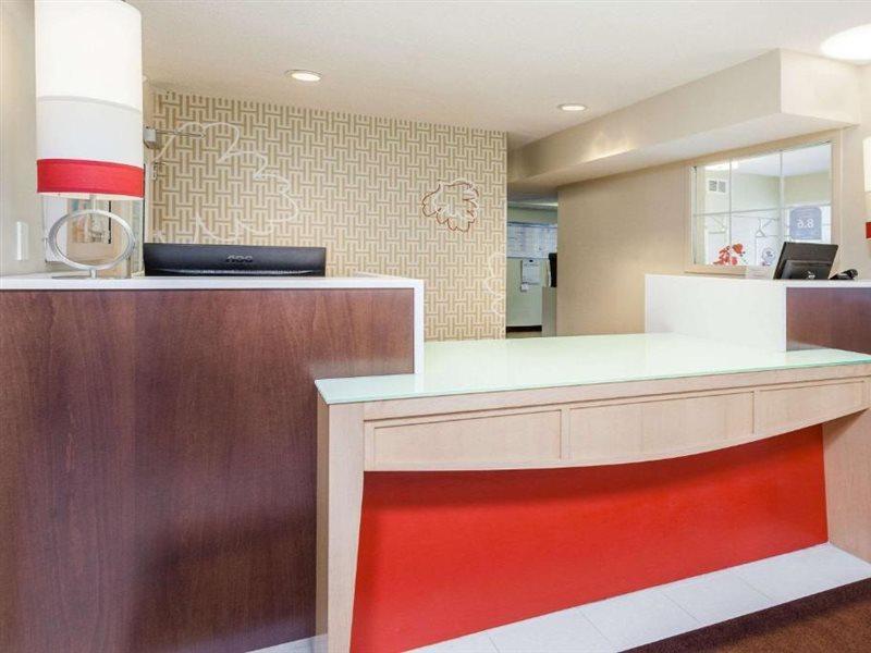 Mainstay Suites Detroit Auburn Hills Bagian luar foto