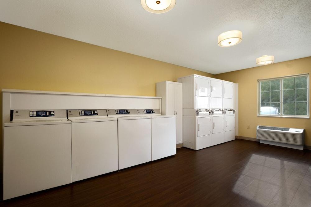 Mainstay Suites Detroit Auburn Hills Bagian luar foto