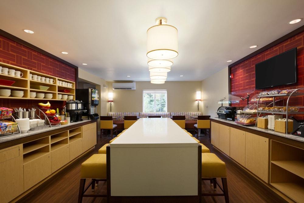 Mainstay Suites Detroit Auburn Hills Bagian luar foto